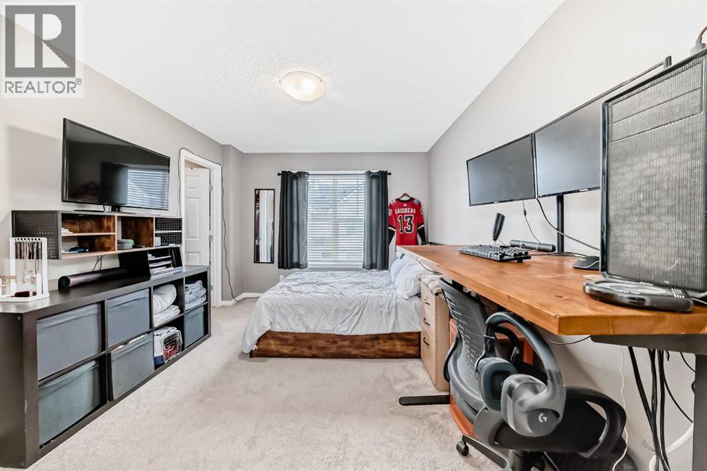 Single Family House for Sale in  New Brighton Gardens SE New Brighton Calgary 