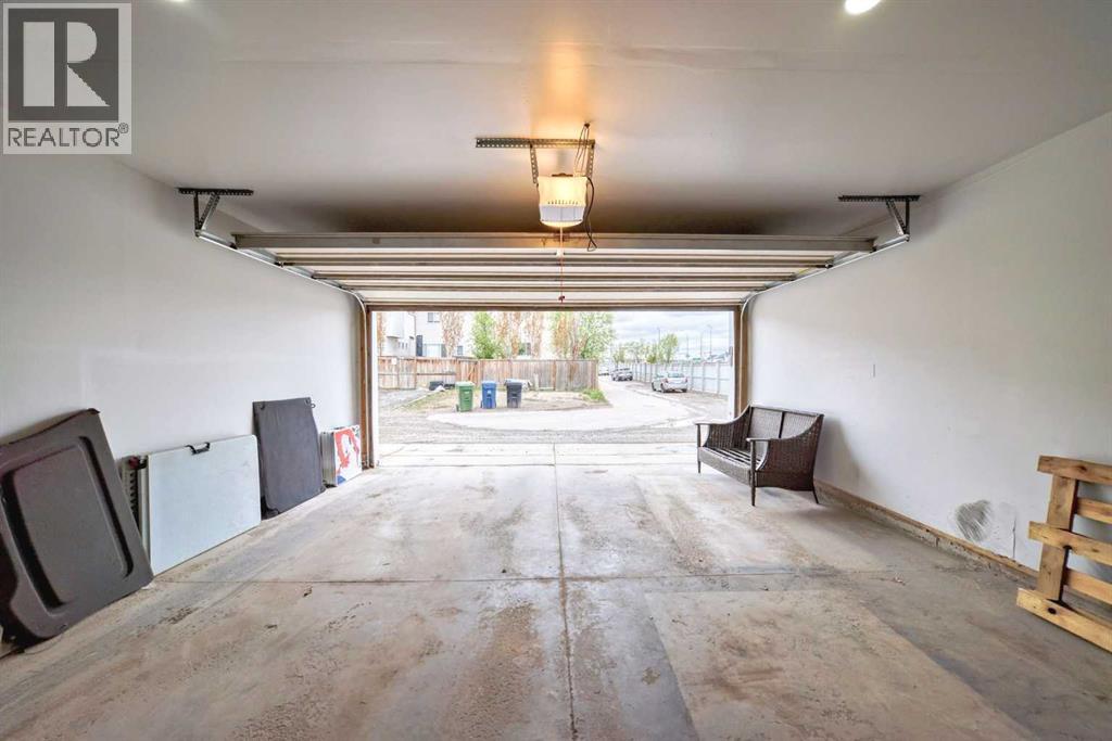 Single Family House for Sale in  New Brighton Gardens SE New Brighton Calgary 