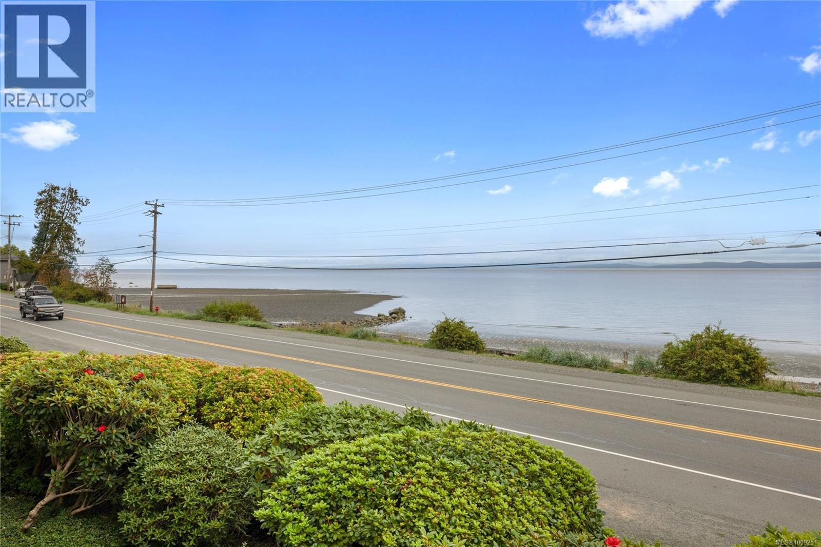 Photo 52 of 301 3156 Island Hwy W, Qualicum Beach BC