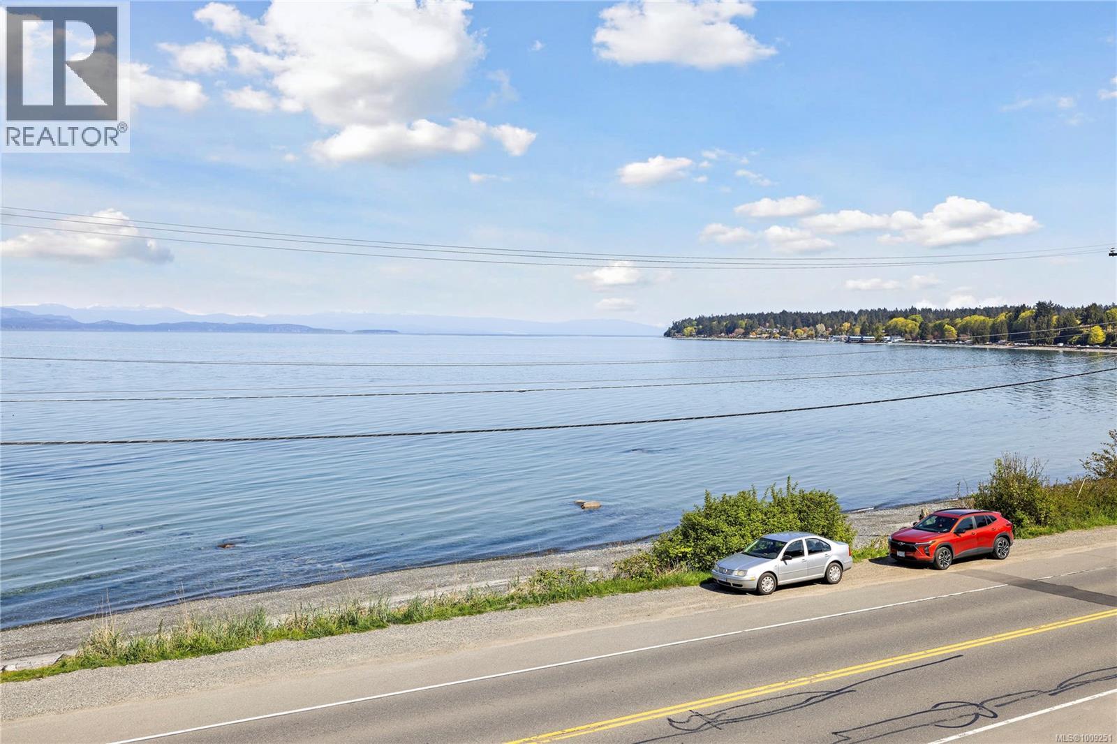 Photo 55 of 301 3156 Island Hwy W, Qualicum Beach BC
