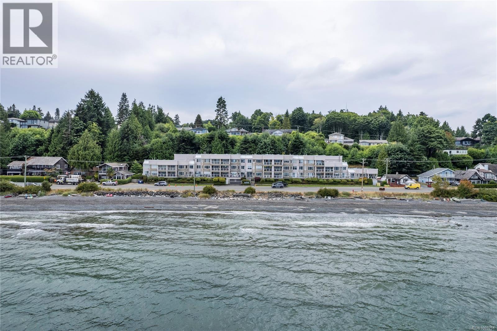 Photo 60 of 301 3156 Island Hwy W, Qualicum Beach BC