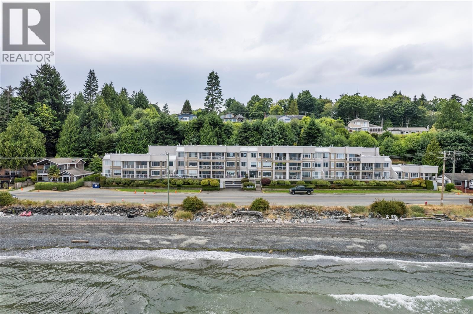 Photo 62 of 301 3156 Island Hwy W, Qualicum Beach BC