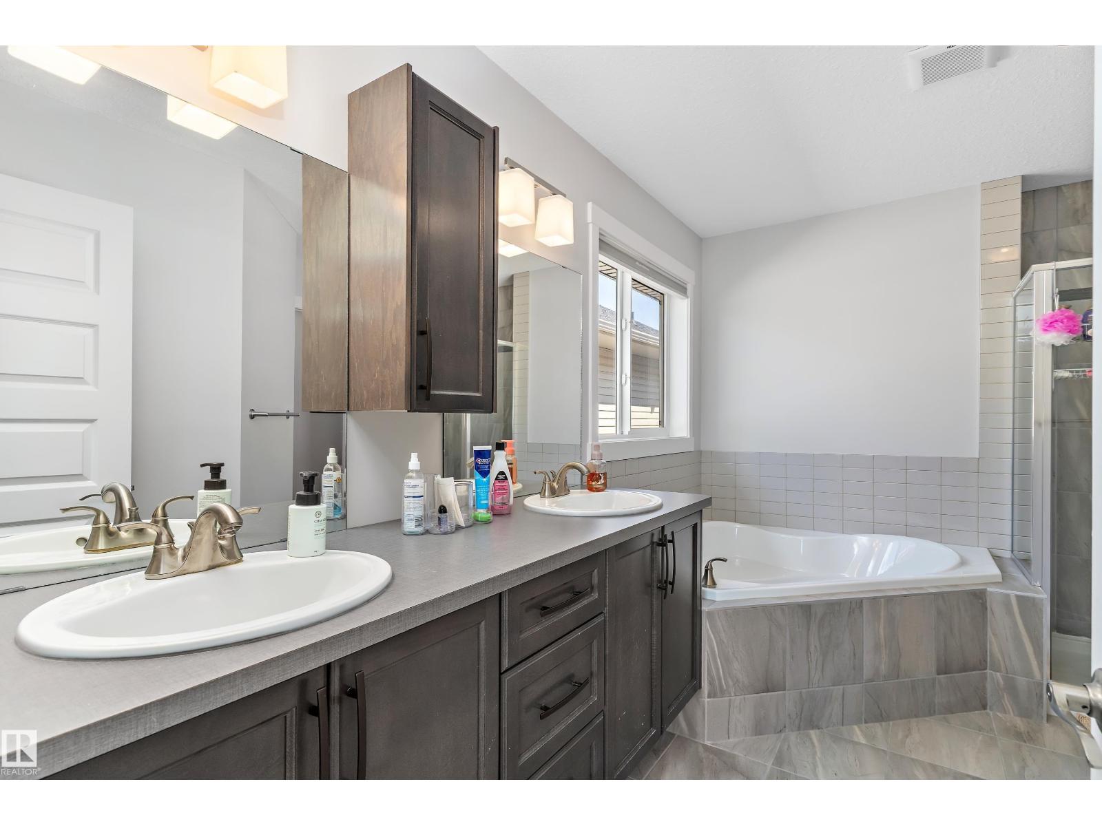 Photo 28 of 20620 97 Av Nw, Edmonton AB