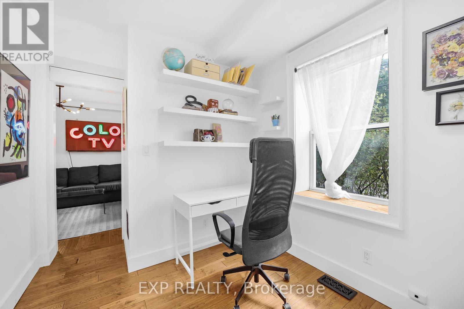 Photo 19 of 20 Elgin Street S, Halton Hills ON