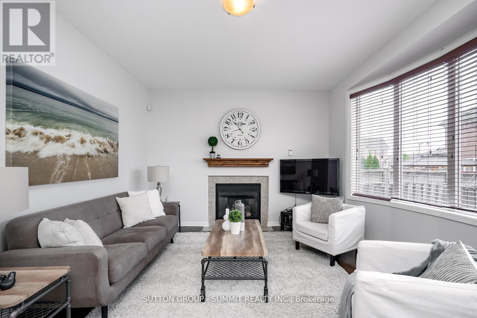 Photo 10 of 1283 Robson Crescent, Milton ON