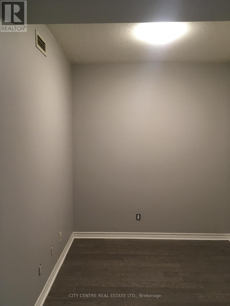 Photo 12 of 2311 388 Prince Of Wales Drive, Mississauga ON