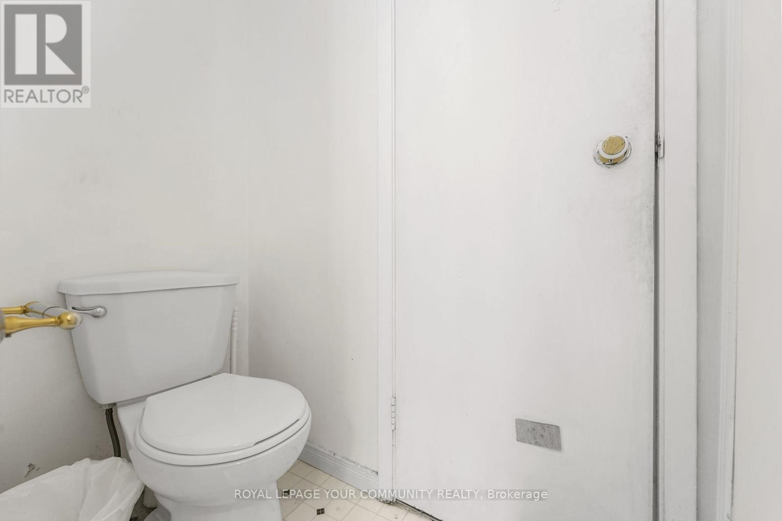 Photo 6 of J 651 Albert Street, Waterloo ON