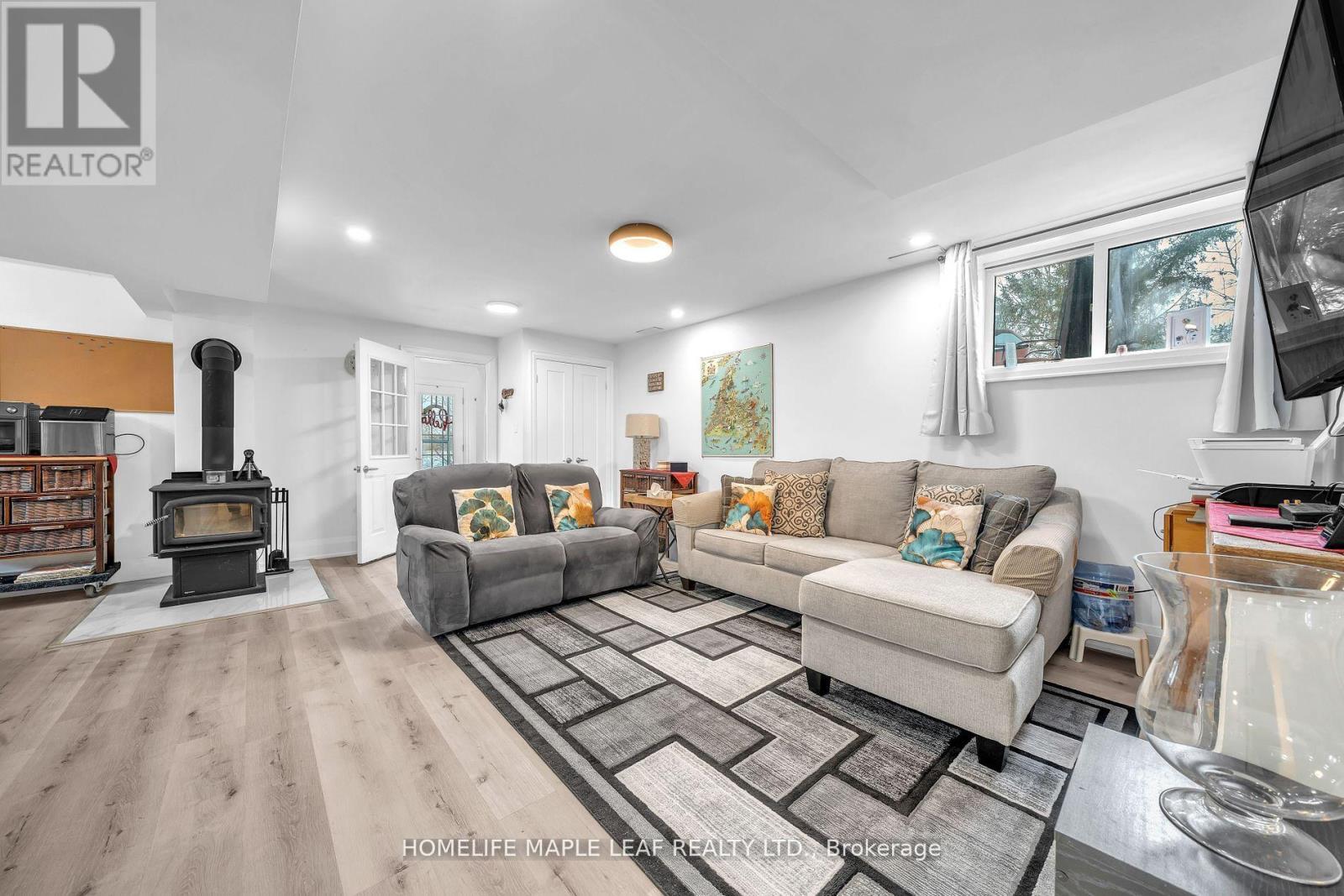 Photo 12 of 5702 Sixth Line, Erin ON