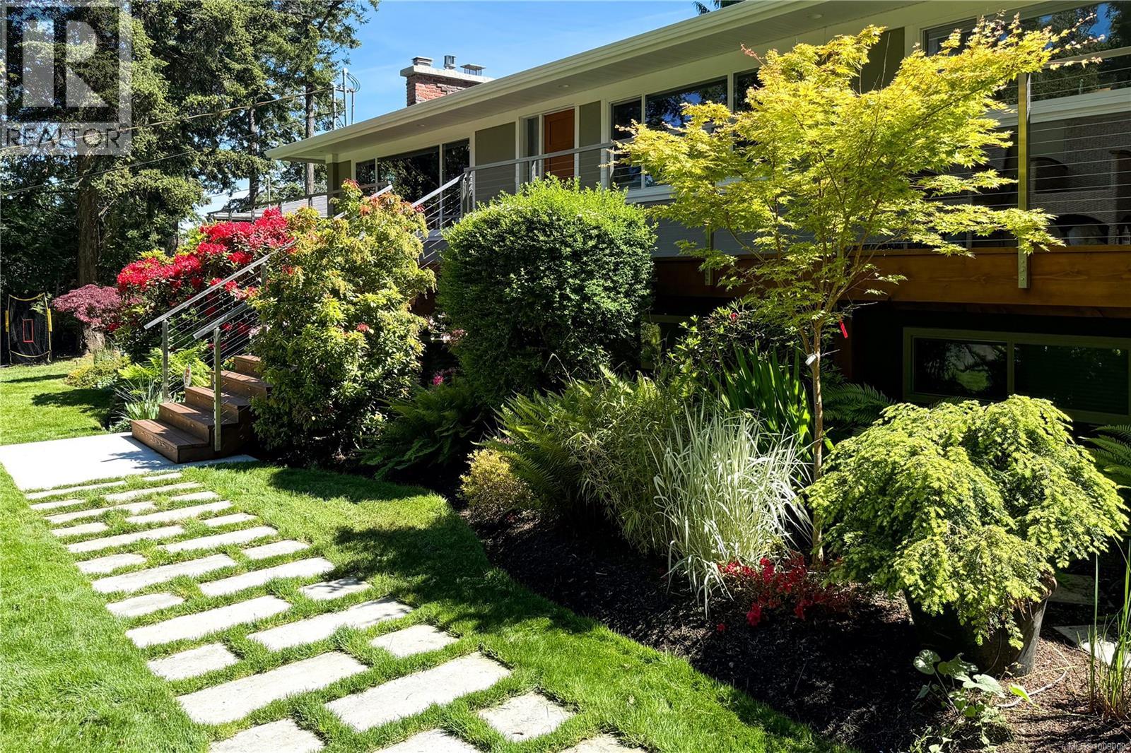 Photo 56 of 2879 Phyllis St, Saanich BC