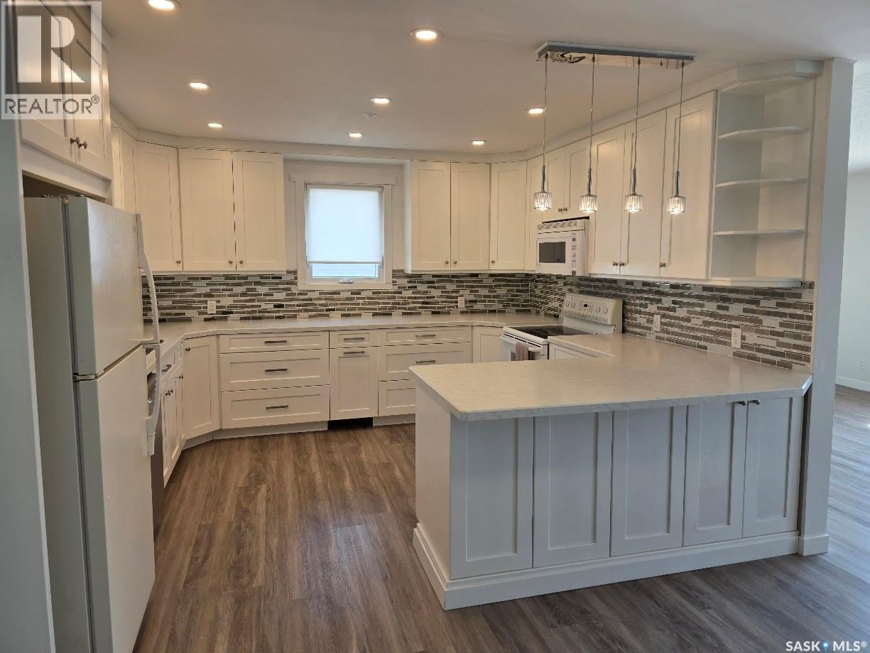 Photo 7 of 225 Semple Street, Outlook SK