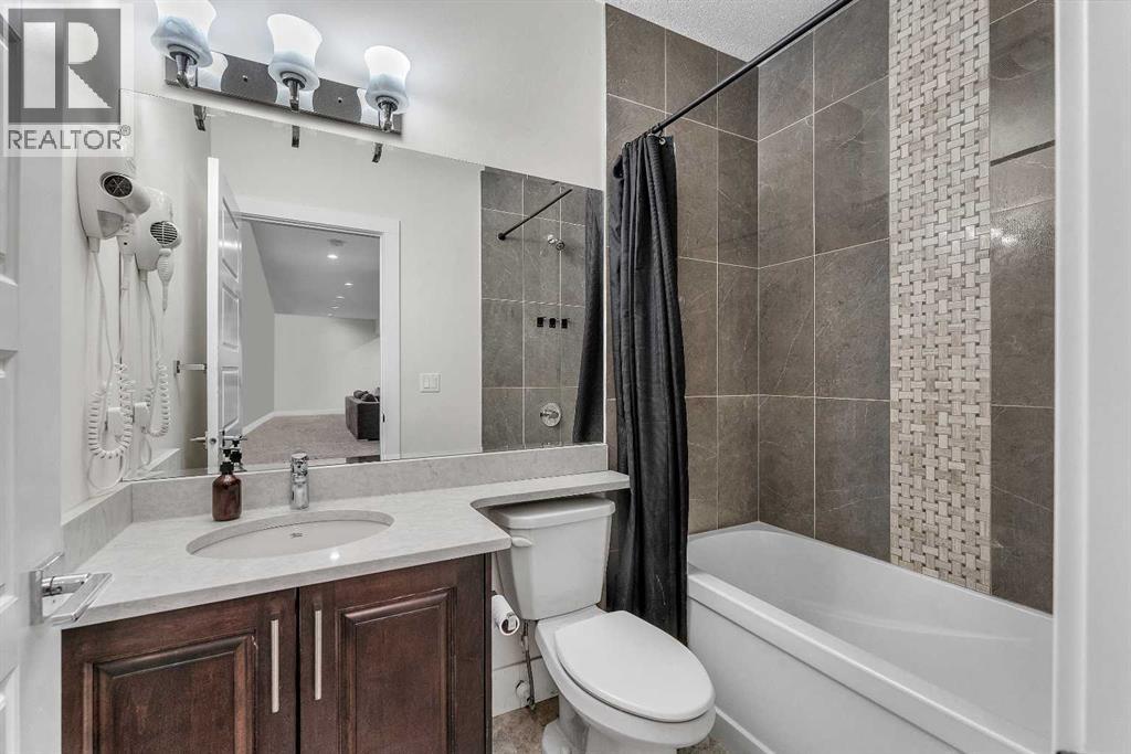 Single Family House for Sale in   Avenue NE Winston Heights/Mountview Calgary 