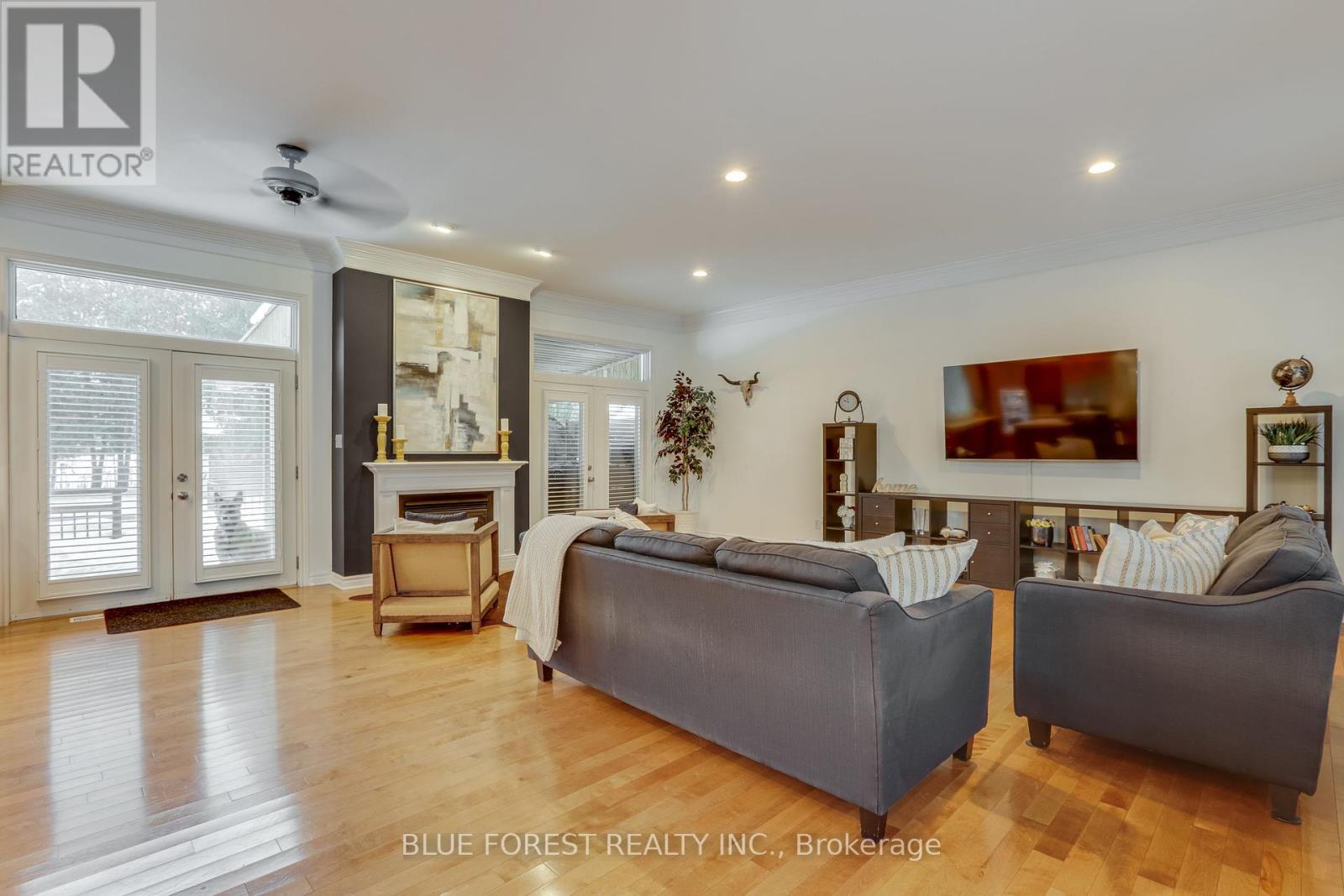 Photo 1 of 16916 Evelyn Drive, Thames Centre ON