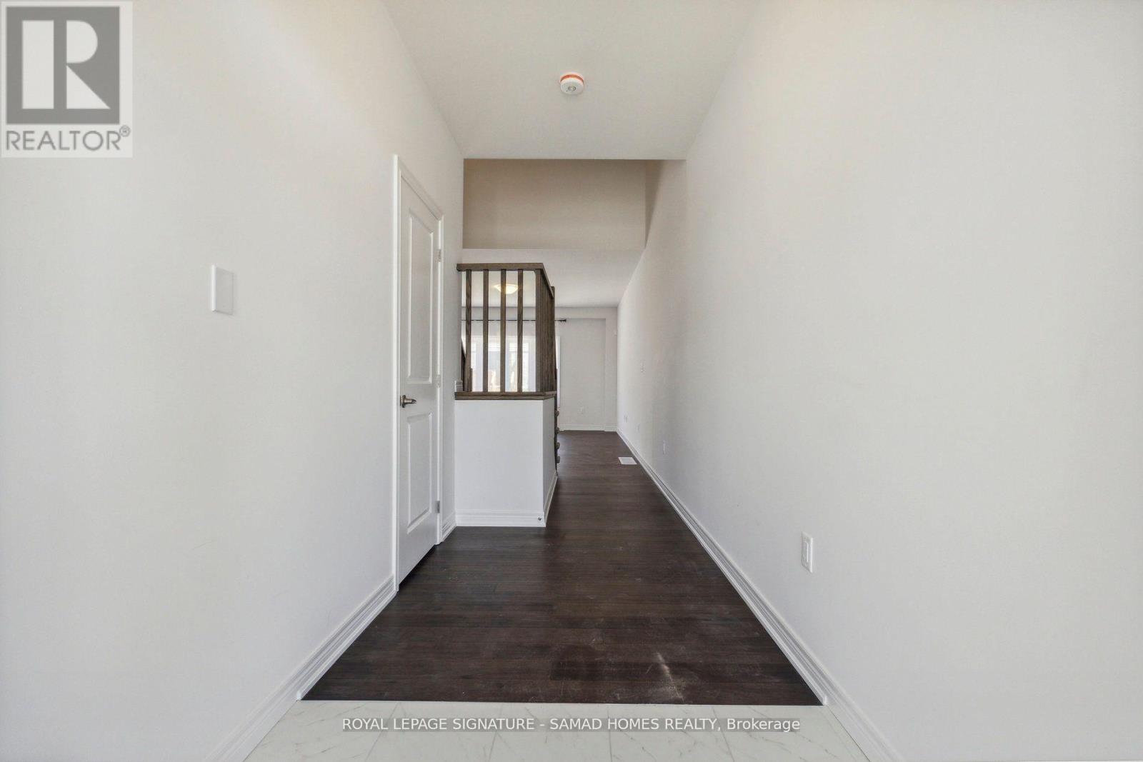 Photo 8 of 24 Holder Drive, Brantford ON