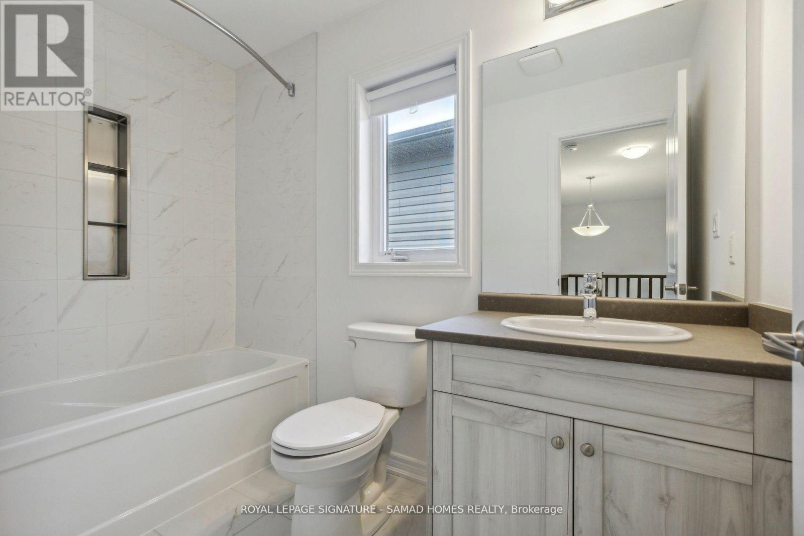 Photo 18 of 24 Holder Drive, Brantford ON