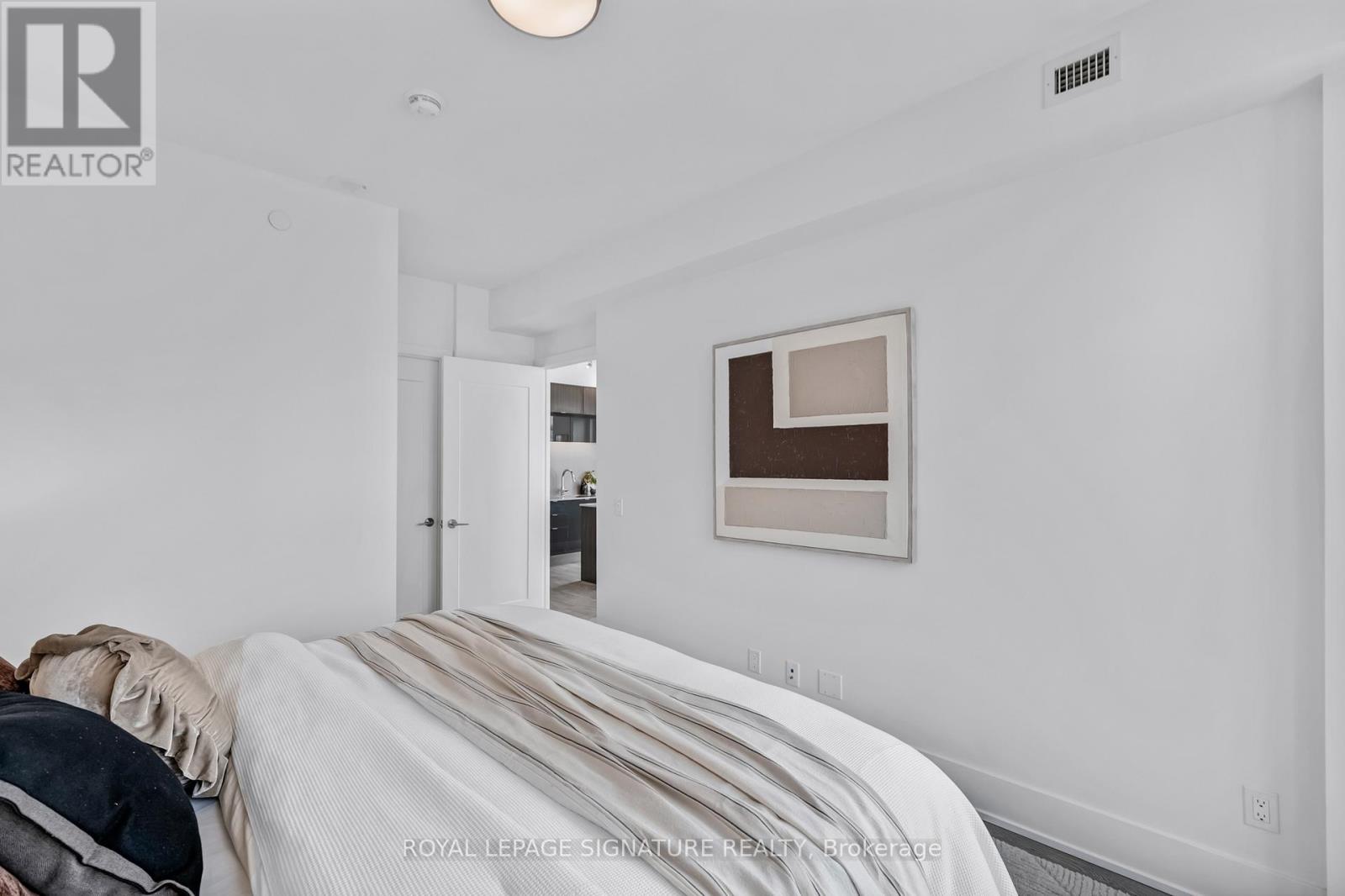 Photo 18 of 942 15 Merchants Wharf, Toronto ON