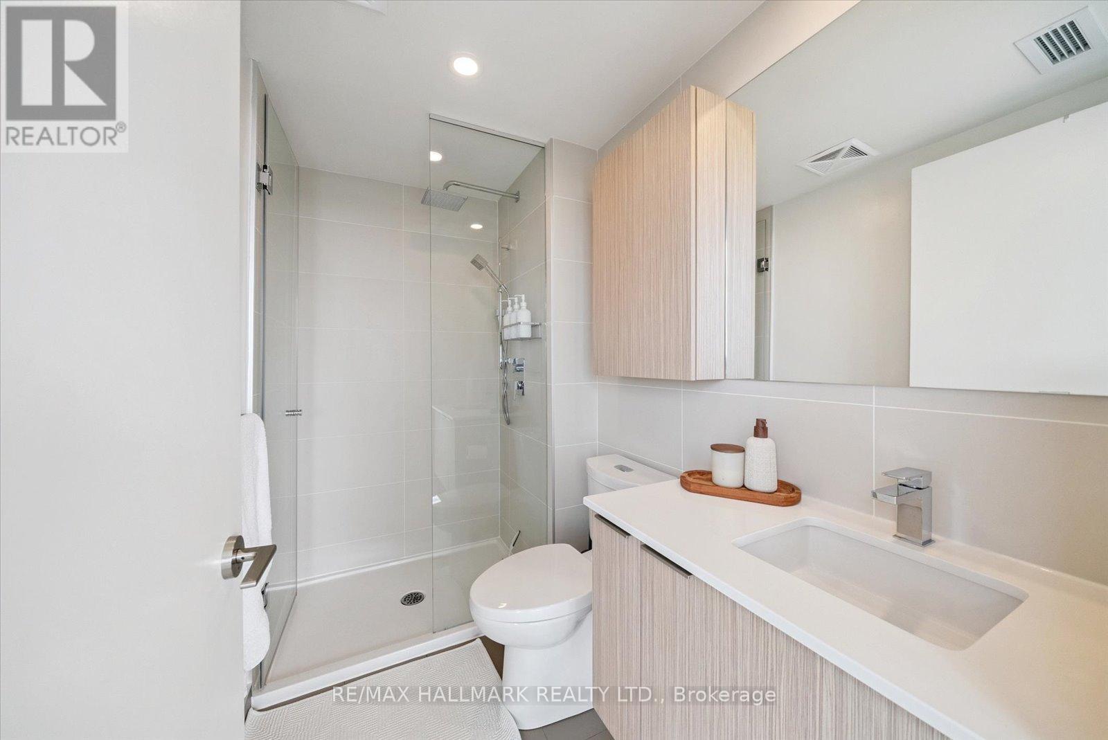 Photo 21 of 2204 10 Deerlick Court, Toronto ON