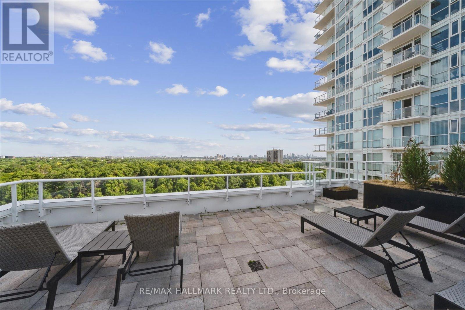 Photo 37 of 2204 10 Deerlick Court, Toronto ON