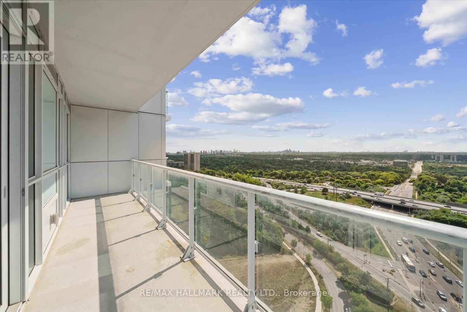 Photo 8 of 2204 10 Deerlick Court, Toronto ON