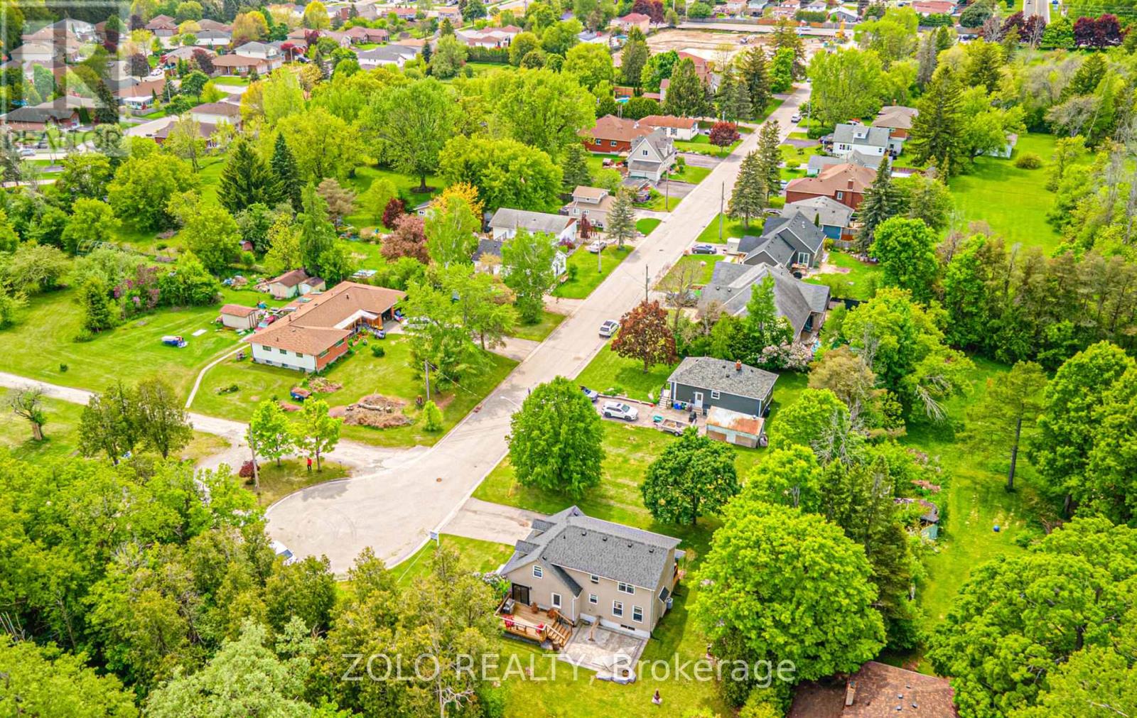 Photo 41 of 46 Lawson Road, Clarington ON
