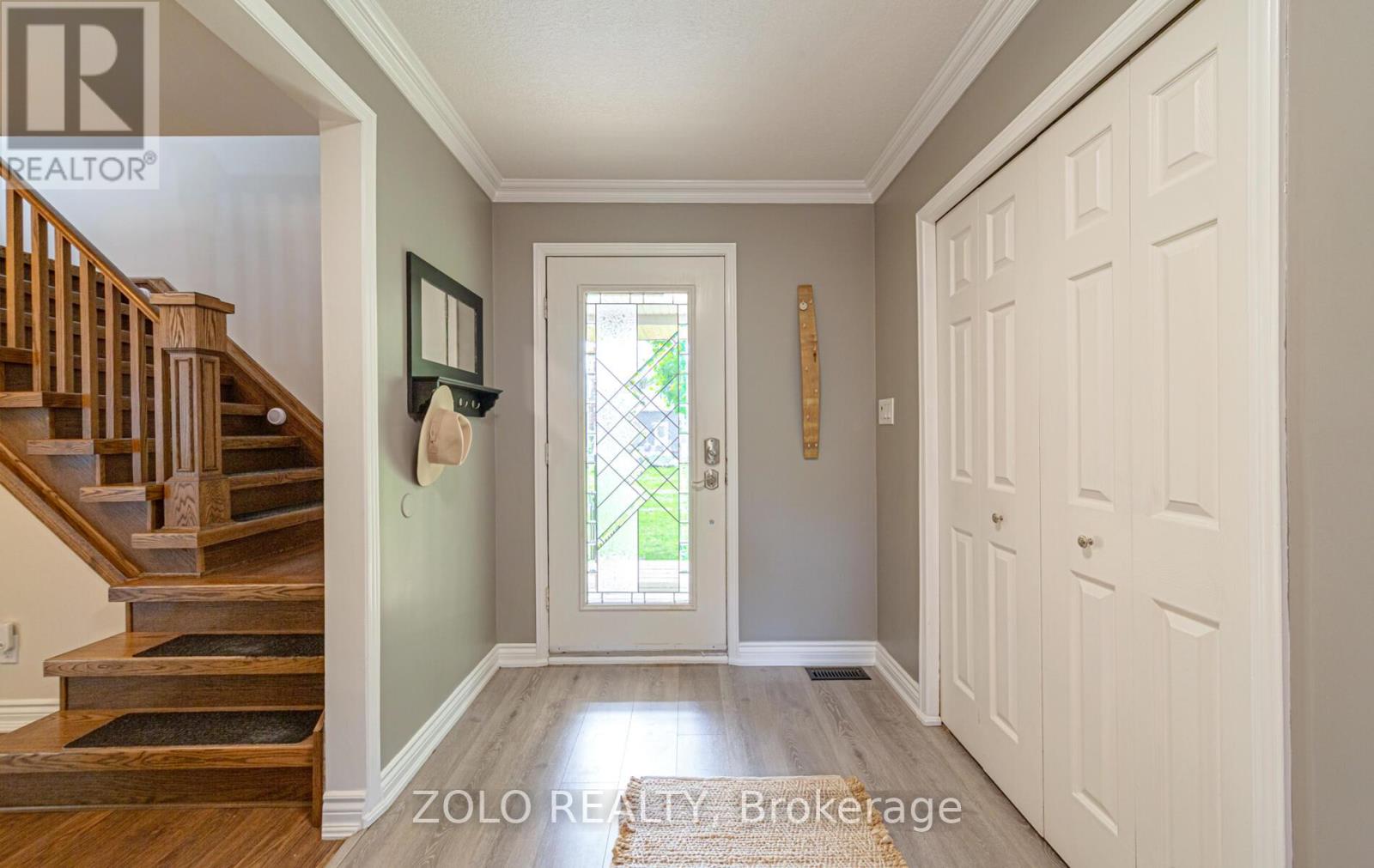 Photo 8 of 46 Lawson Road, Clarington ON