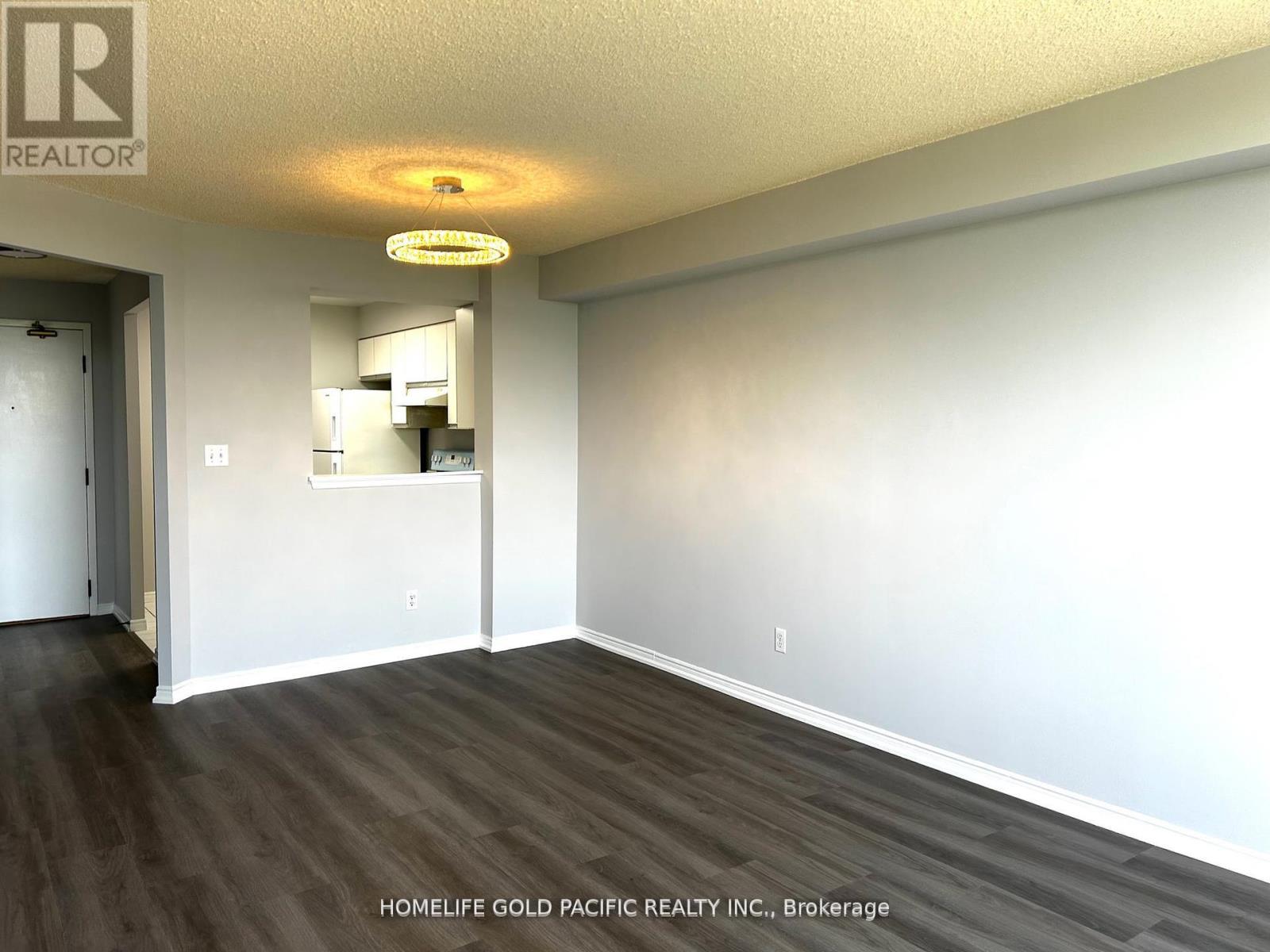 Photo 7 of 504 480 Mclevin Avenue, Toronto ON