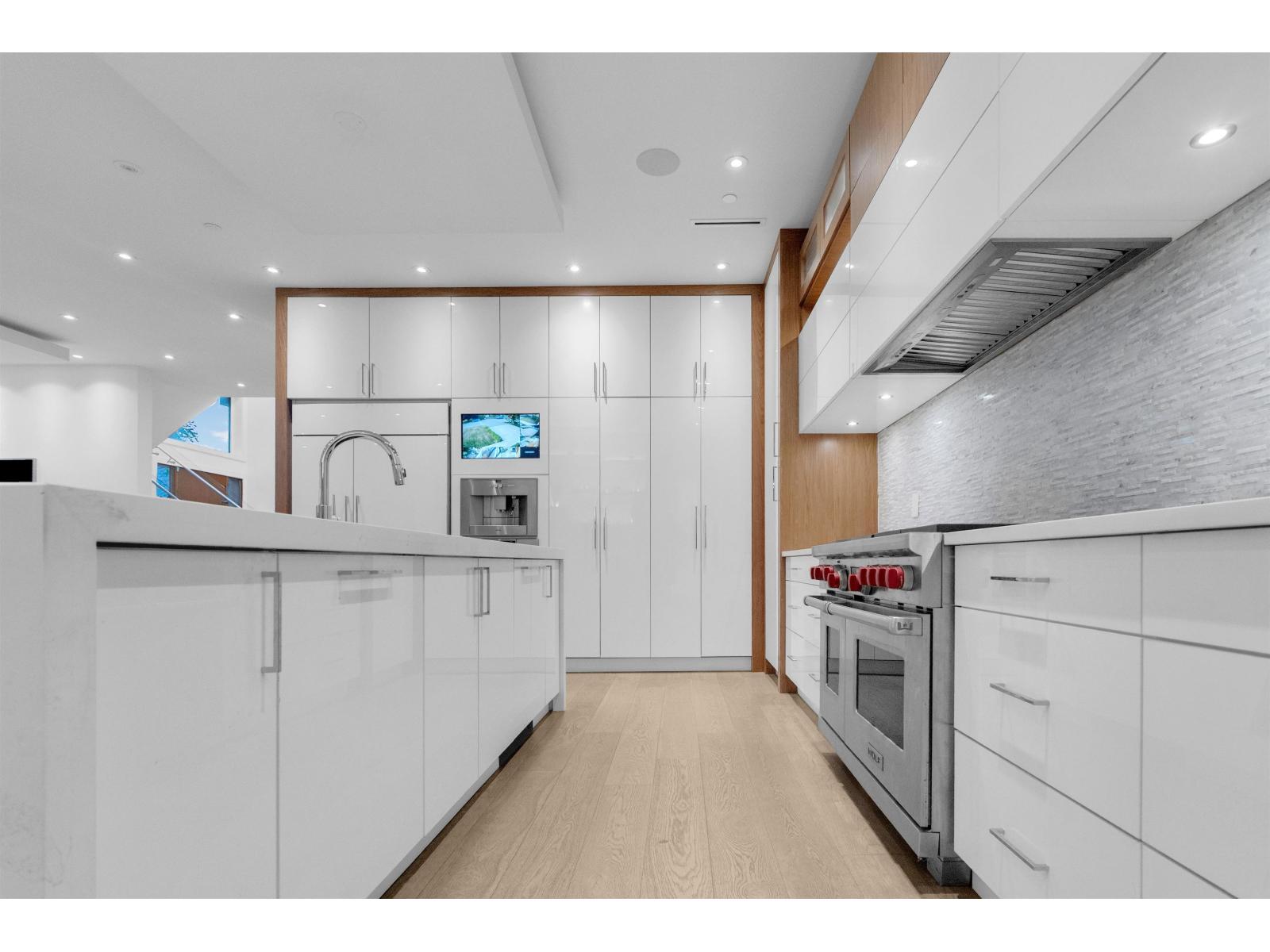 Photo 19 of 1440 Maple Street, White Rock BC