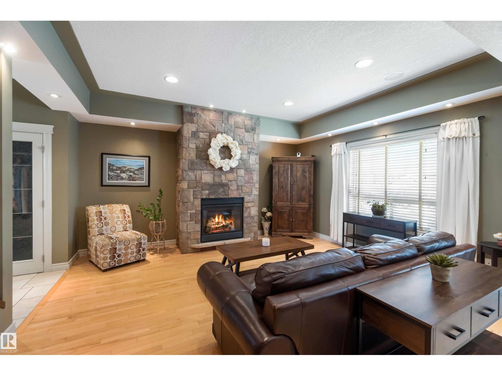 Photo 9 of 17440 119 St Nw, Edmonton AB