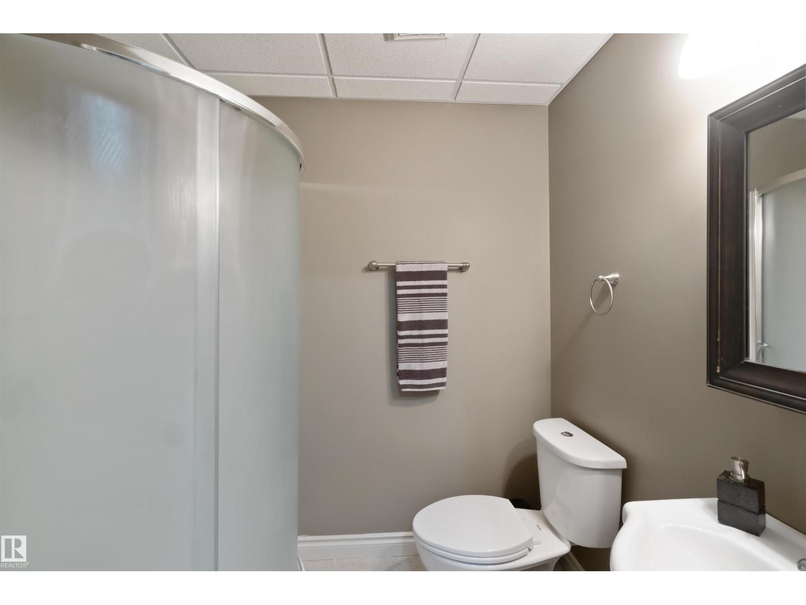 Photo 32 of 17440 119 St Nw, Edmonton AB