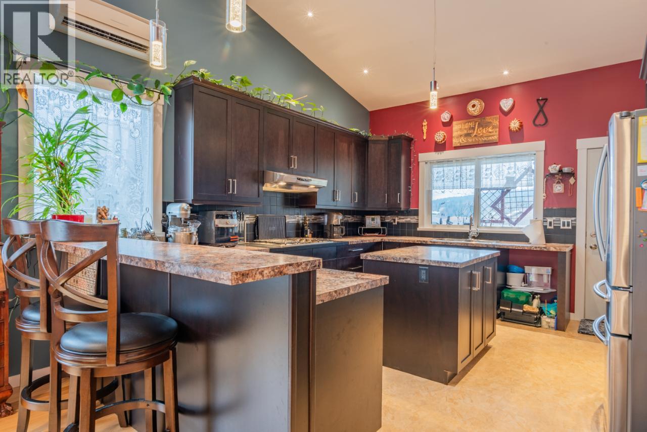 7150 DEVITO Drive, Trail