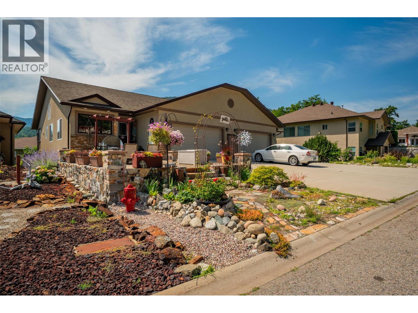 7150 DEVITO Drive, Trail