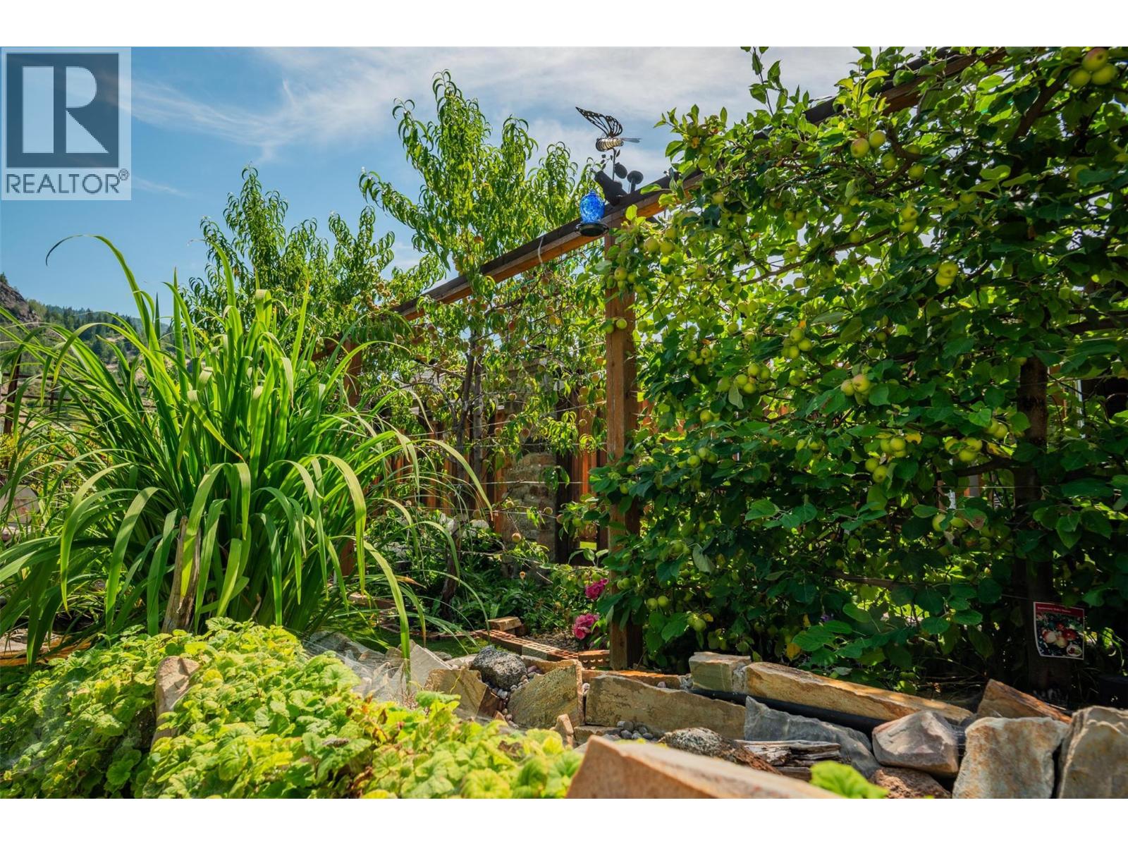 7150 DEVITO Drive, Trail