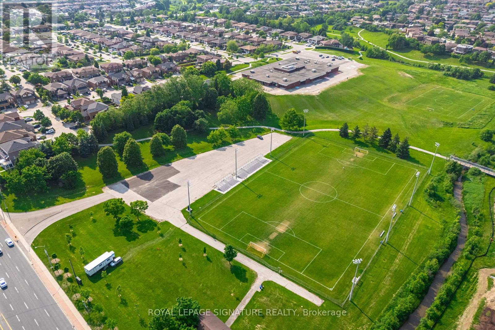 Photo 44 of D 603 5289 Highway 7, Vaughan ON