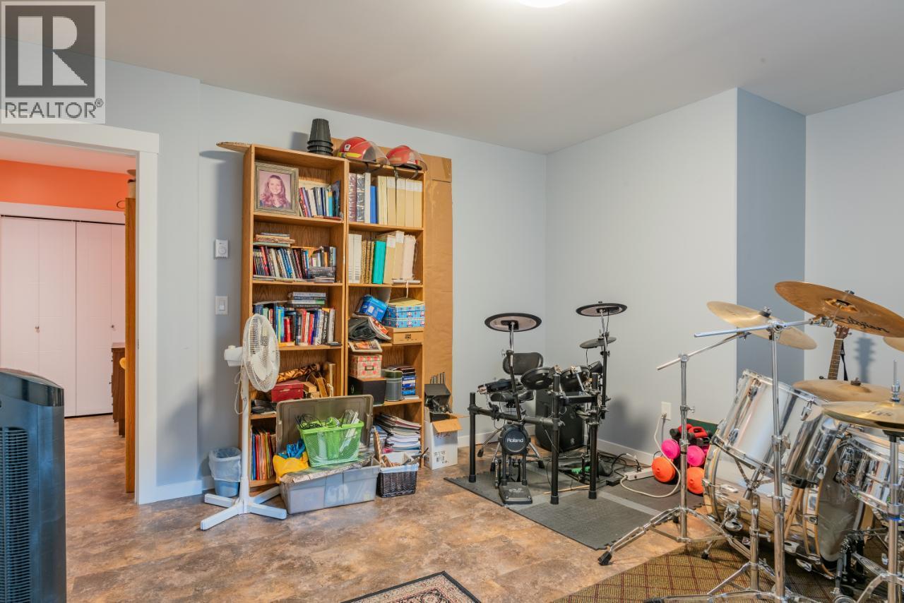 7150 DEVITO Drive, Trail