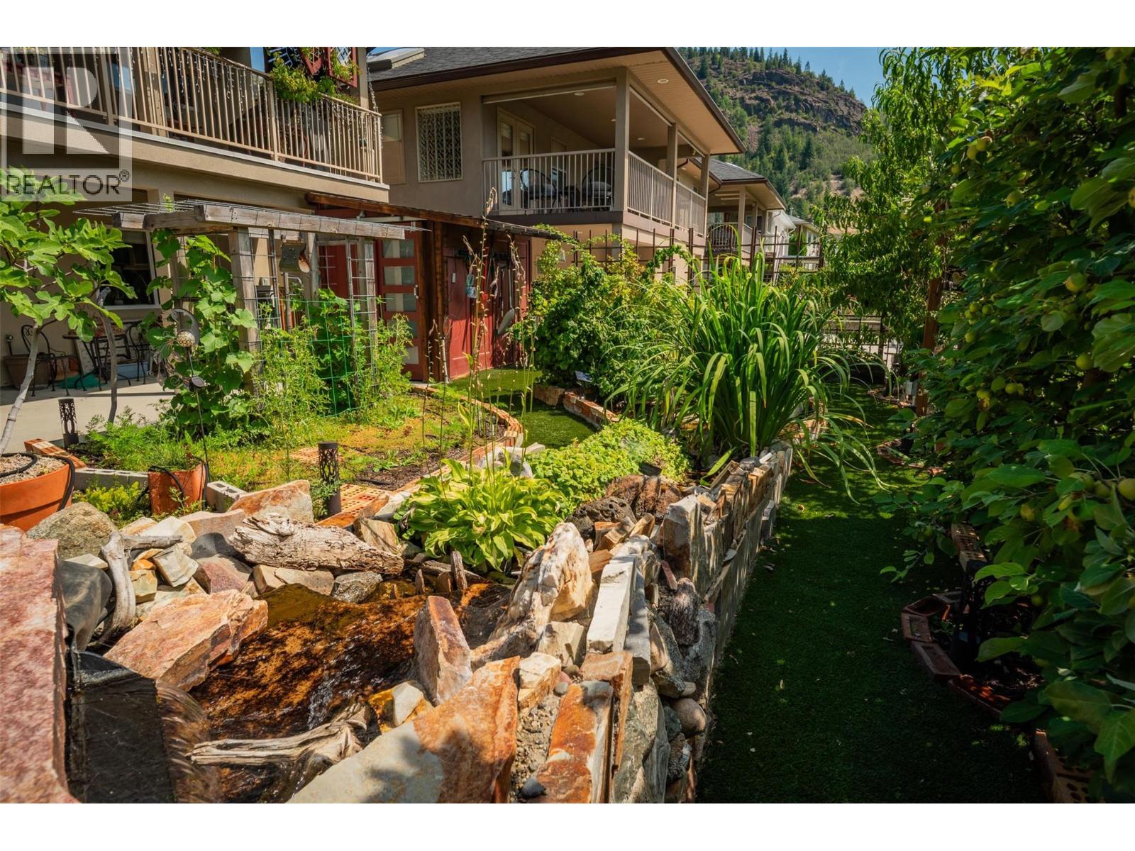 7150 DEVITO Drive, Trail