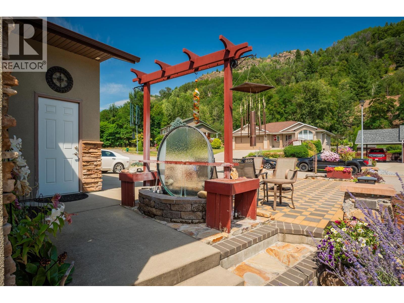 7150 DEVITO Drive, Trail