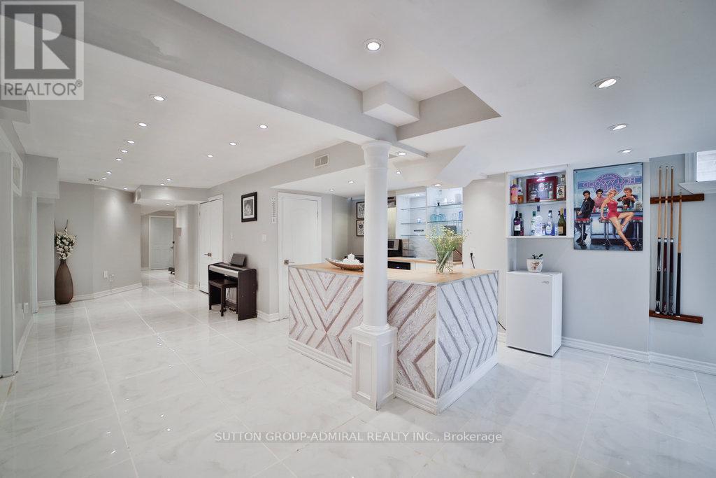 Photo 22 of 15 Jocada Court, Richmond Hill ON