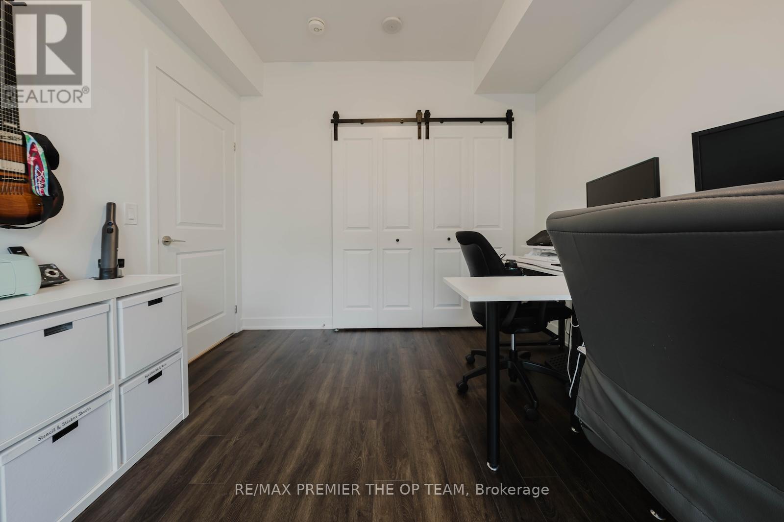 Photo 24 of 707 100 Eagle Rock Way, Vaughan ON