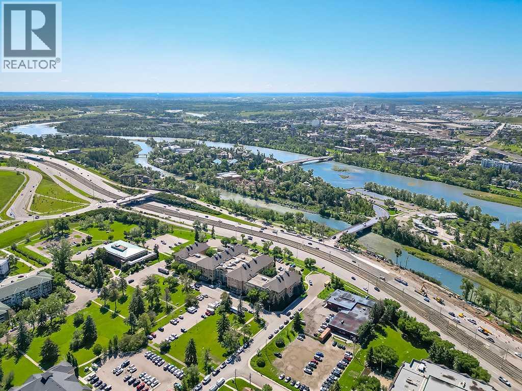 306, 532 5 Avenue NE, Calgary, Alberta