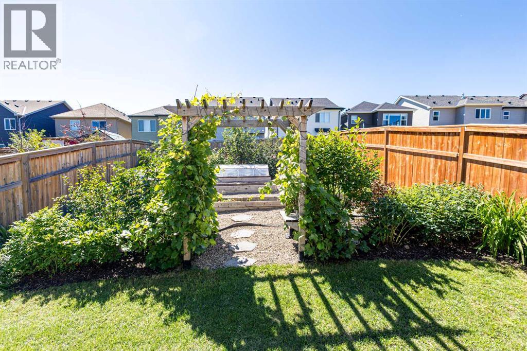Single Family House for Sale in  Nolan Hill Drive NW Nolan Hill Calgary 