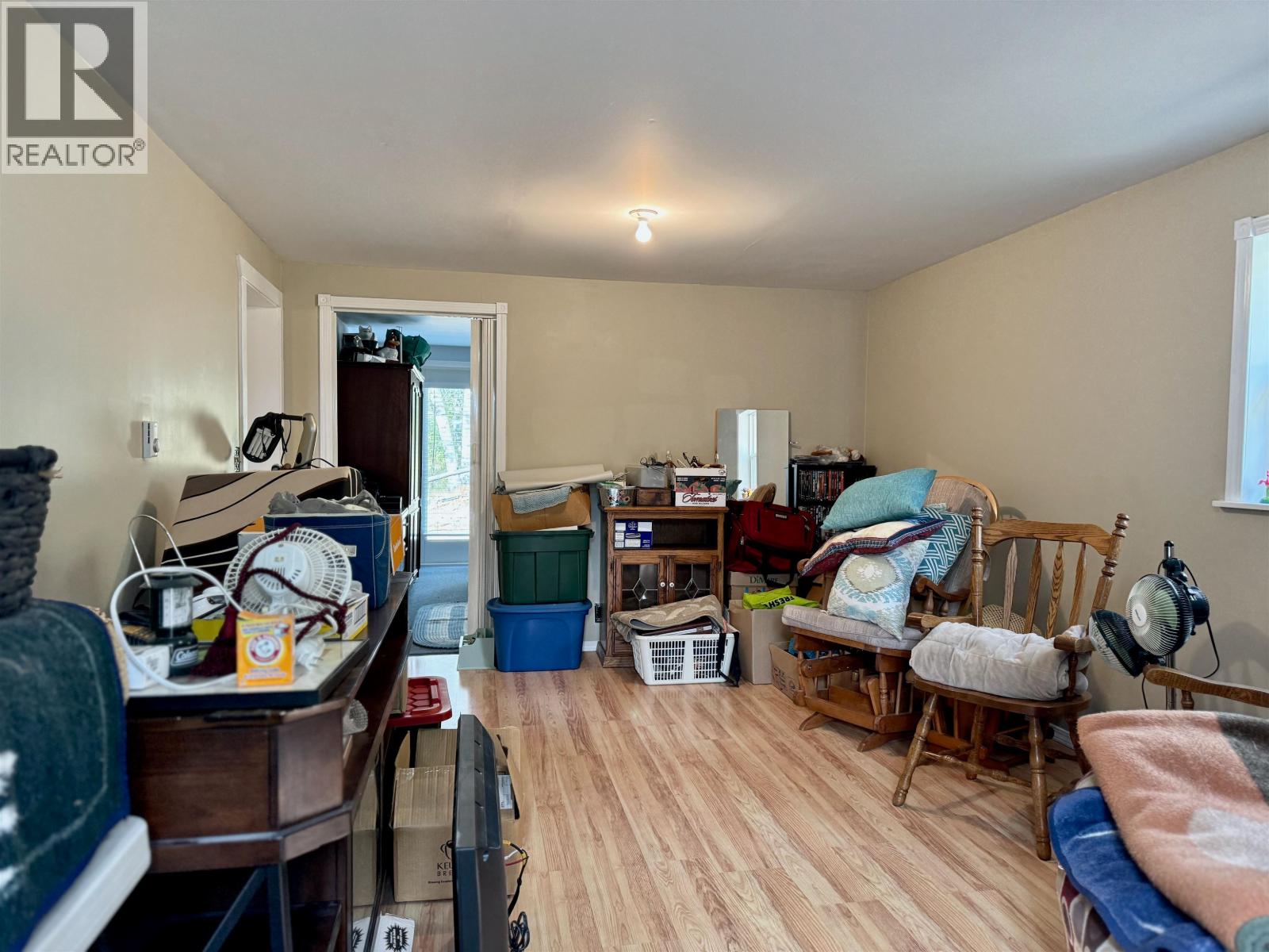 8043 83 MILE ROAD, Lone Butte