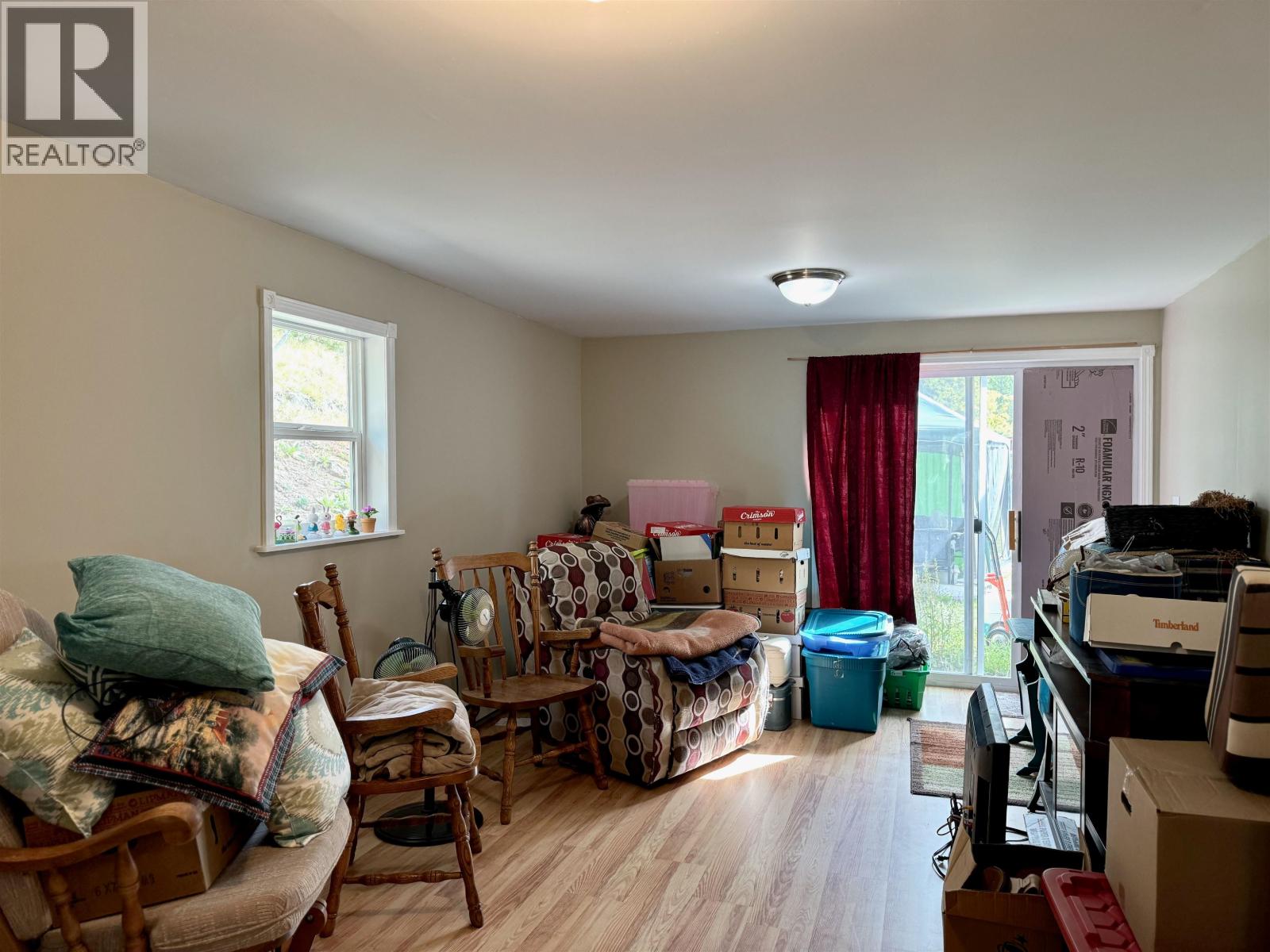8043 83 MILE ROAD, Lone Butte