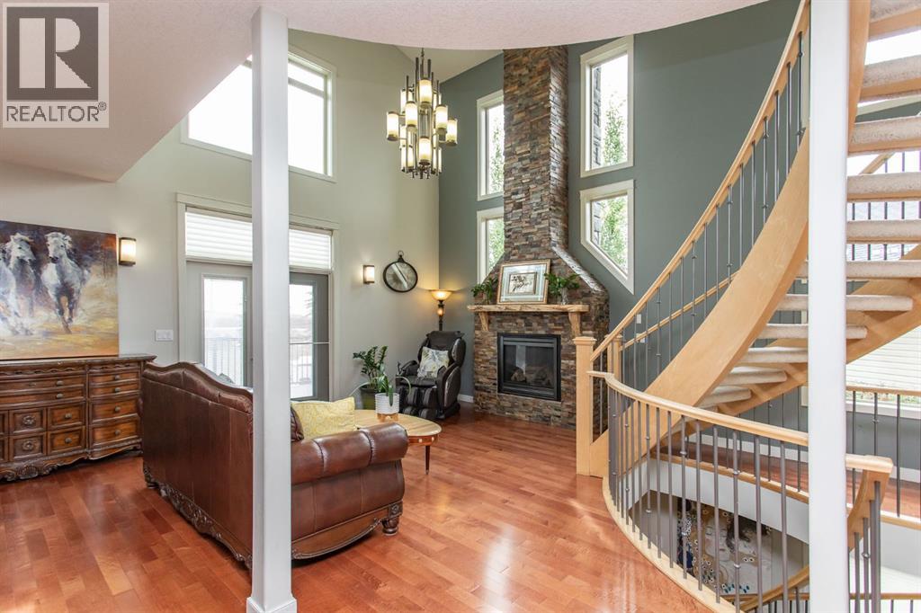 Photo 12 of 131 Isherwood Close, Red Deer AB