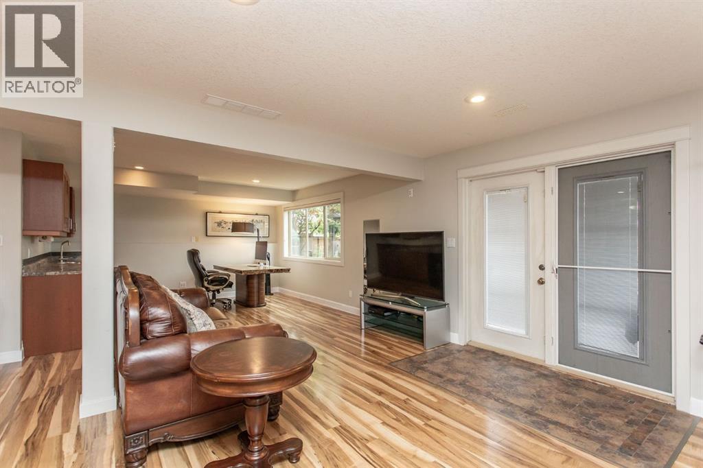 Photo 37 of 131 Isherwood Close, Red Deer AB