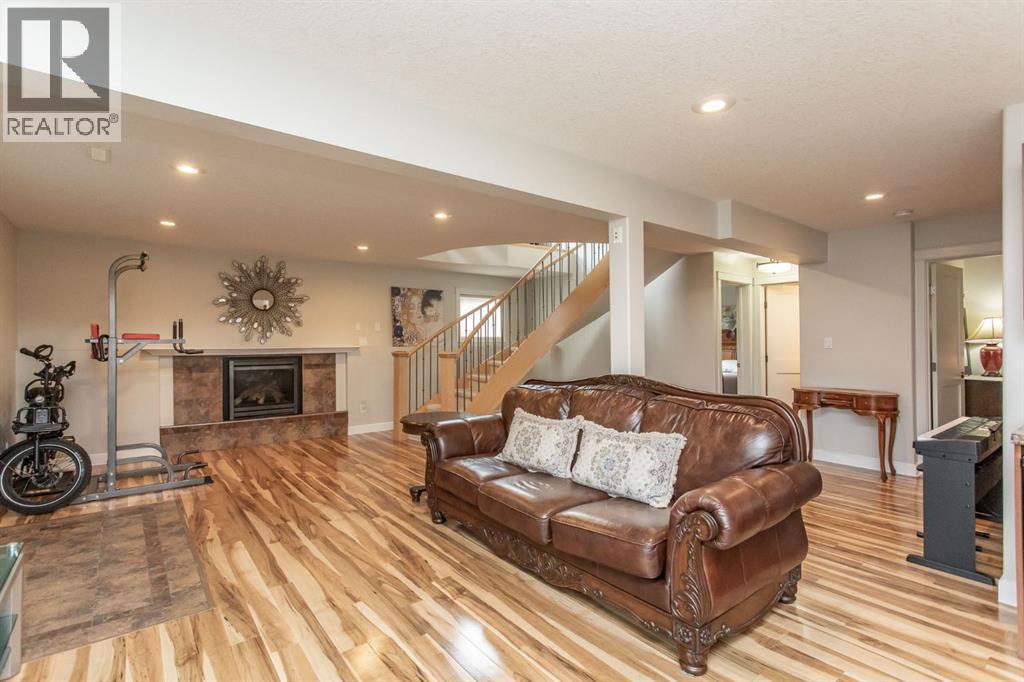 Photo 38 of 131 Isherwood Close, Red Deer AB