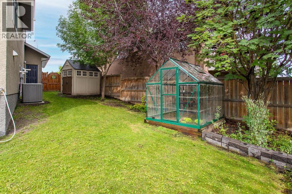 Photo 47 of 131 Isherwood Close, Red Deer AB