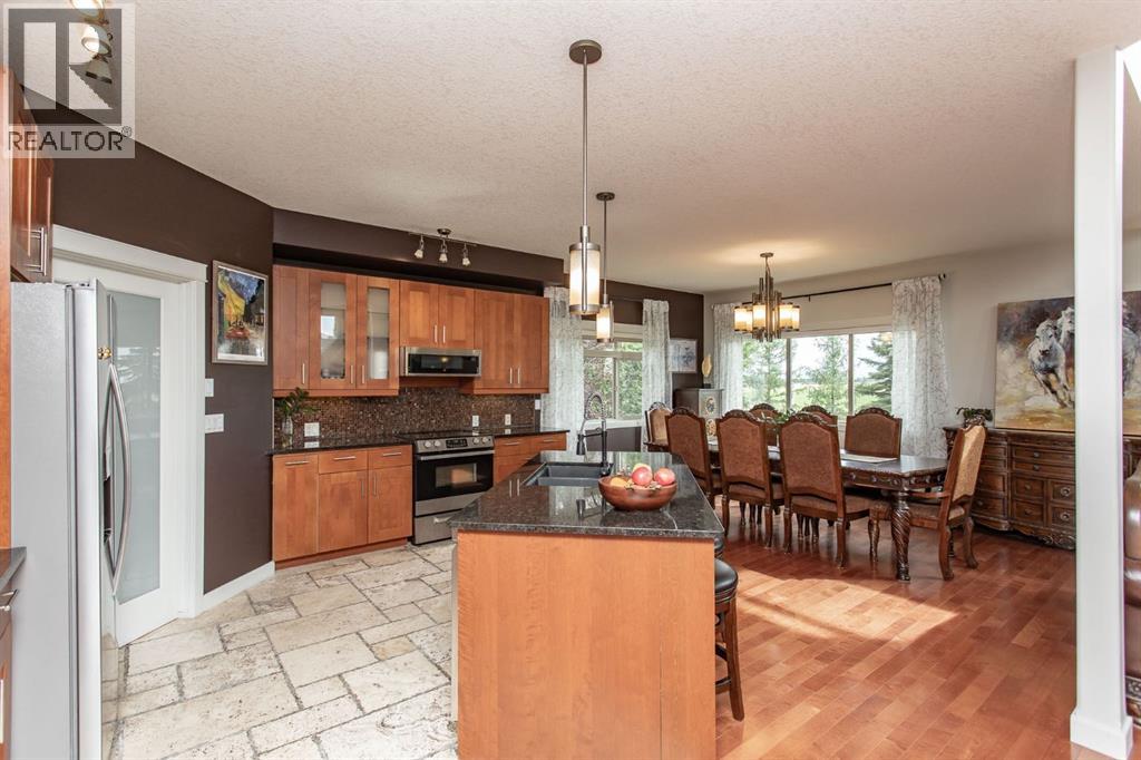 Photo 6 of 131 Isherwood Close, Red Deer AB