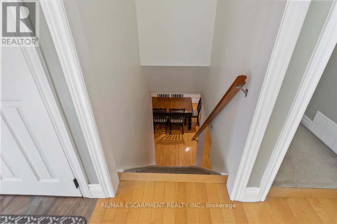 Photo 24 of 1257 Hillview Crescent, Oakville ON