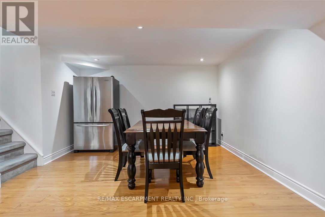 Photo 28 of 1257 Hillview Crescent, Oakville ON