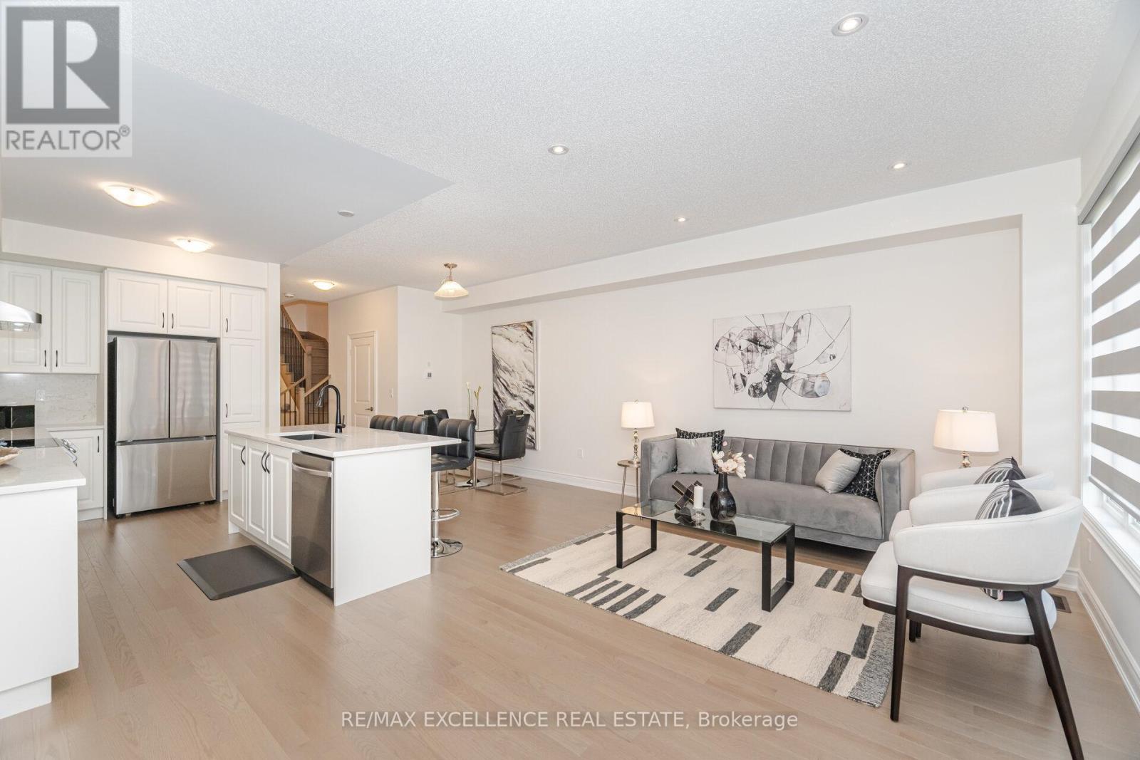 Photo 13 of 85 Bermondsey Way, Brampton ON