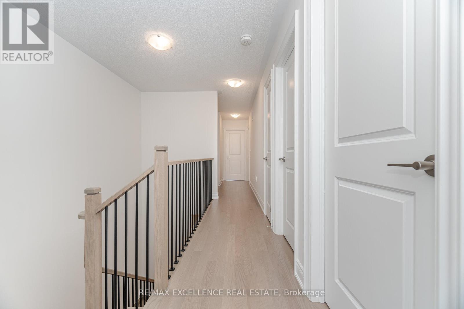 Photo 2 of 85 Bermondsey Way, Brampton ON
